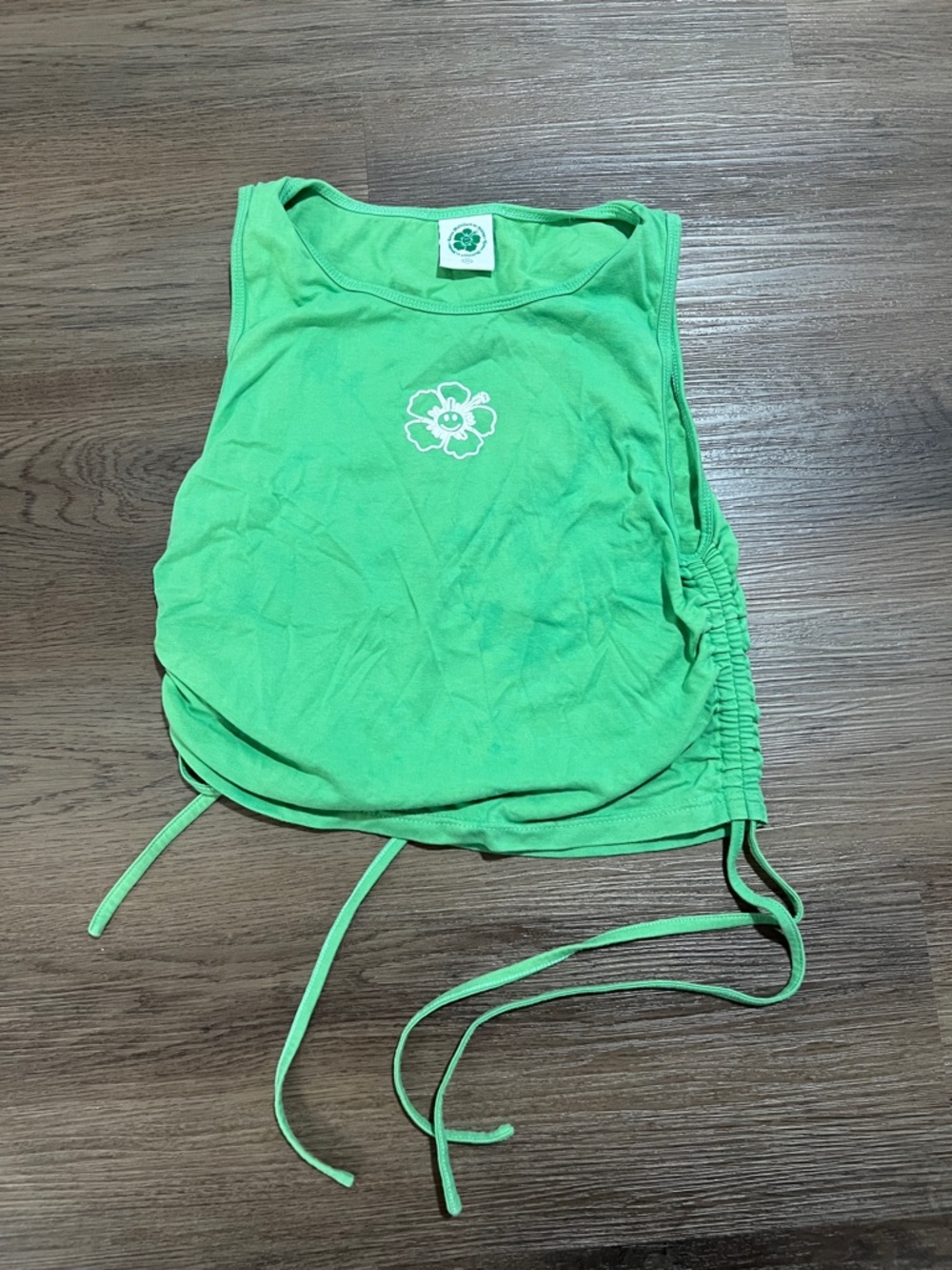 Em on Holiday crop top green
